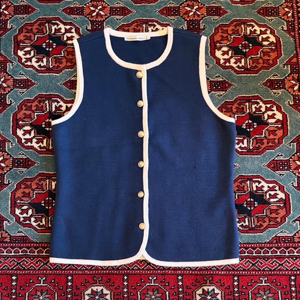 Abercrombie & Fitch sweater vest